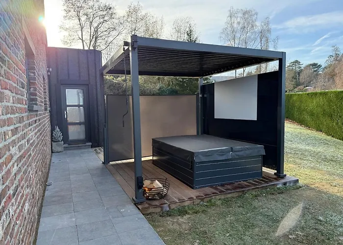 House In Ardennes فيلة