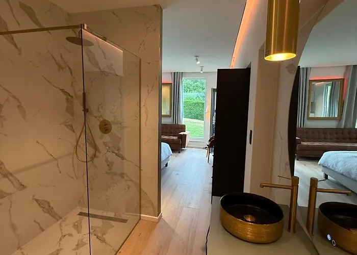 House In Ardennes * شو فونتان